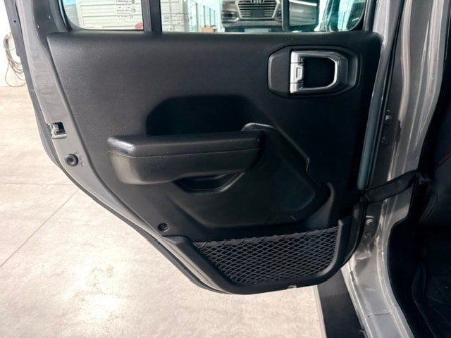 Used 2022 Jeep Gladiator Sport AWD/4WD image 31