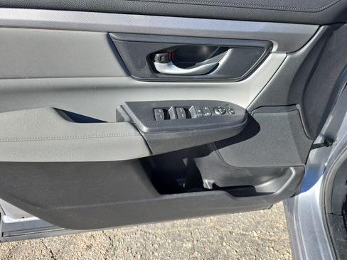 Used 2020 Honda CR-V LX image 28