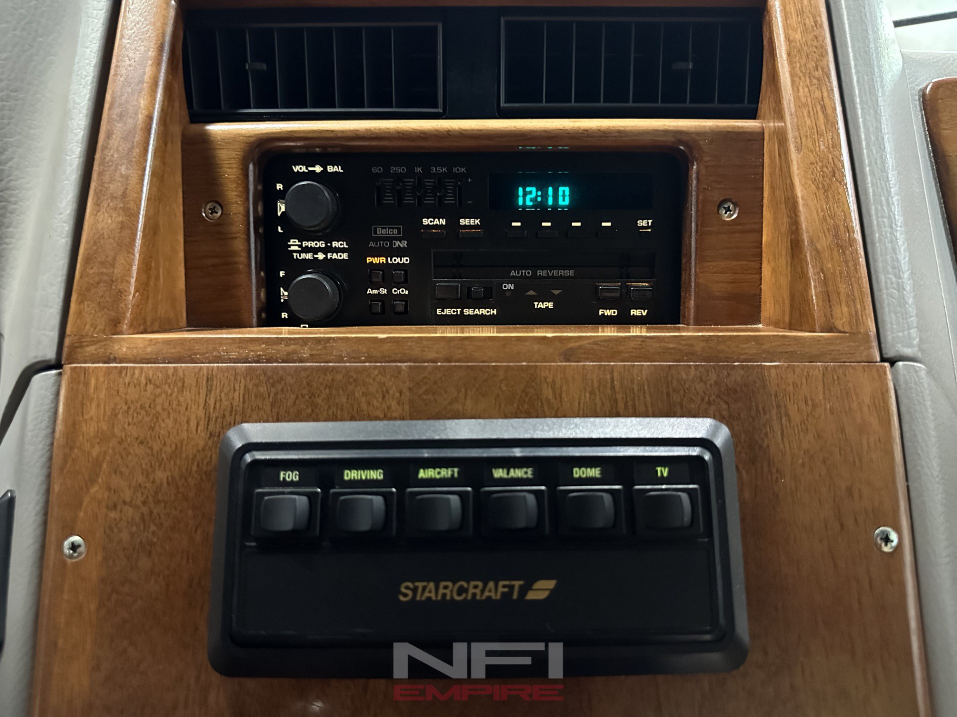 Used 1992 Chevrolet G20 RWD image 28