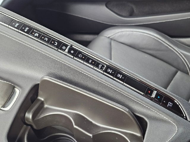Used 2020 Chevrolet Corvette Stingray Coupe RWD image 26