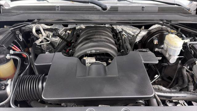 Used 2017 GMC Yukon SLT AWD/4WD image 36