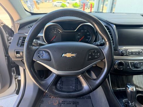 Used 2017 Chevrolet Impala LT w/ Leather Package FWD image 17