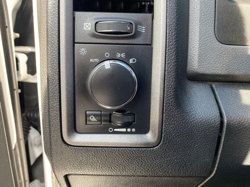 Used 2016 RAM 1500 Tradesman w/ Popular Equipment Group RWD image 17