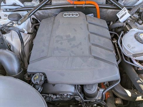 Used 2020 Audi Q5 e Premium image 24