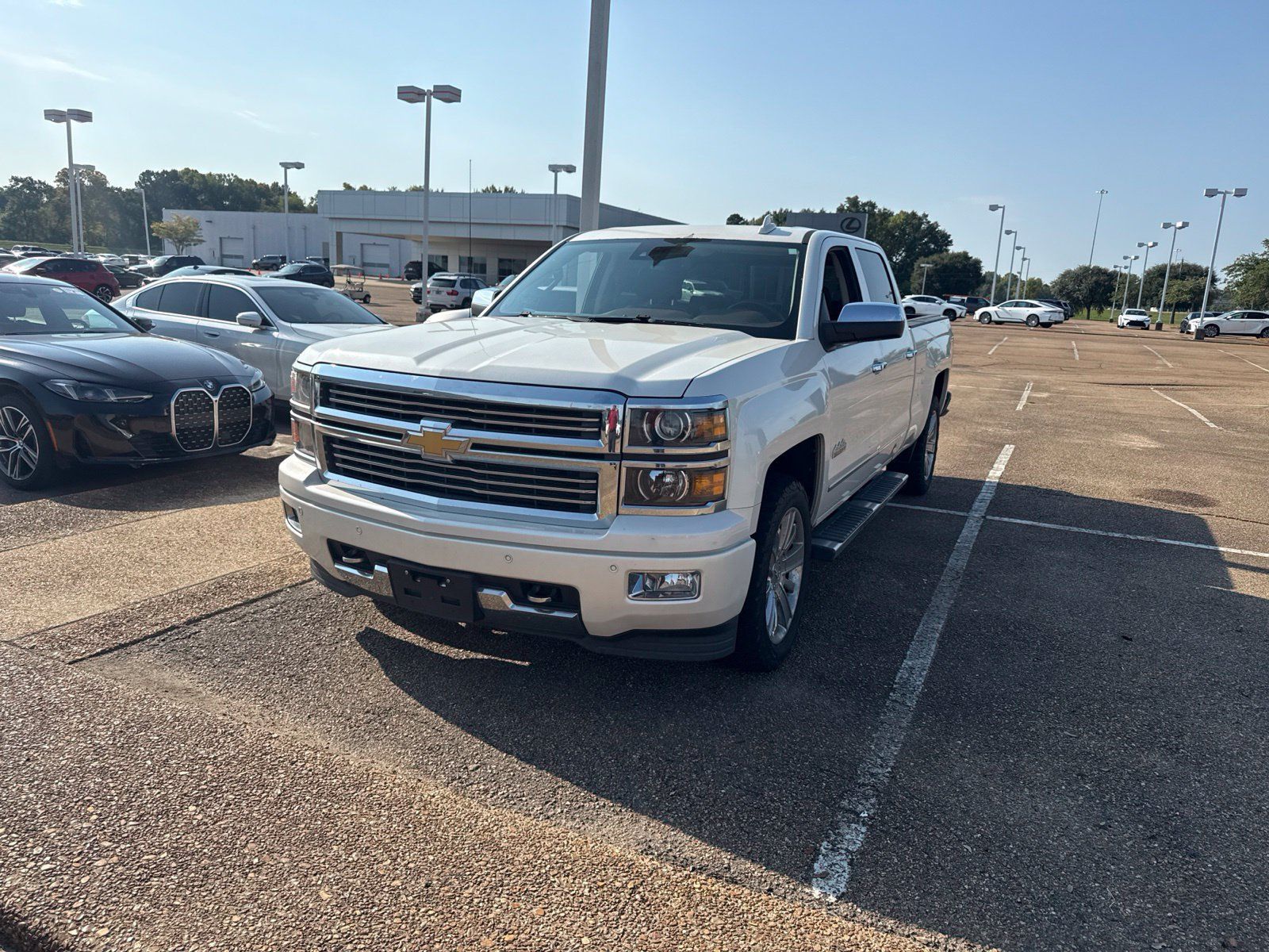 Used 2015 Chevrolet Silverado 1500 High Country w/ High Country Premium Package AWD/4WD image 1