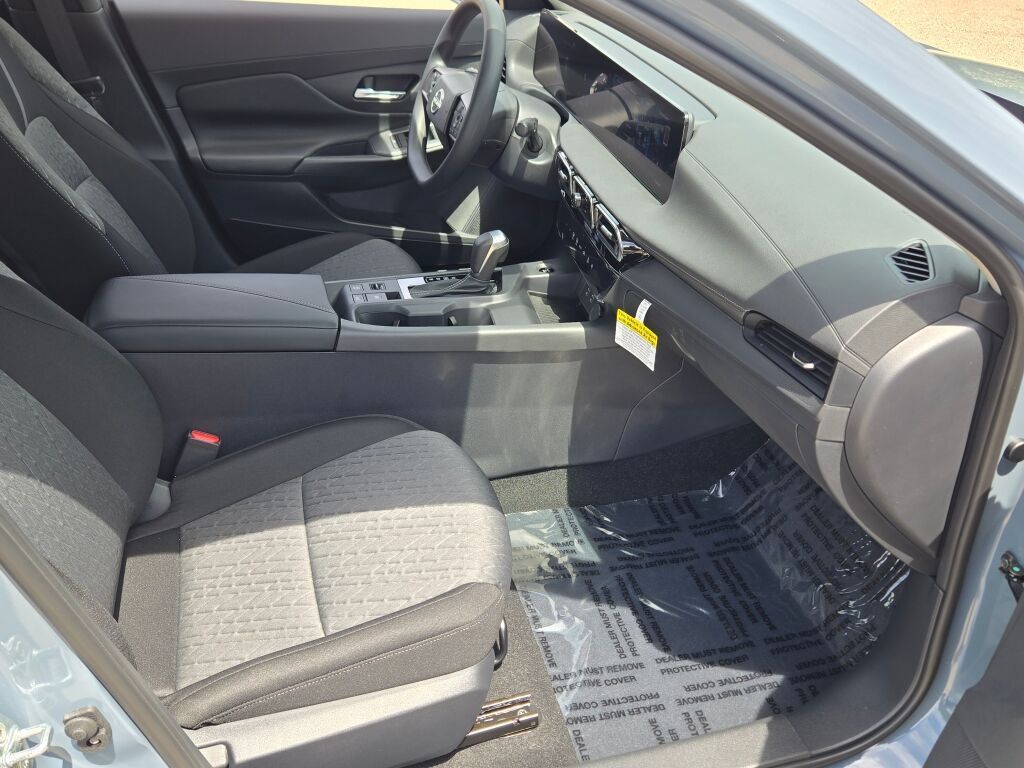 Used 2026 Nissan Sentra SV w/ Floor Mat Package FWD image 5