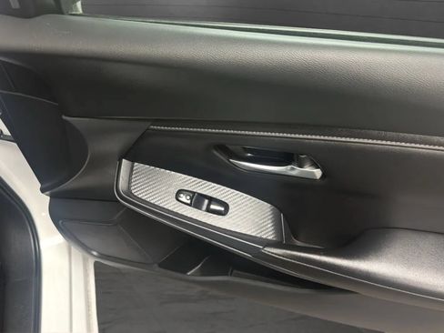 Used 2022 Nissan Sentra SV FWD image 17