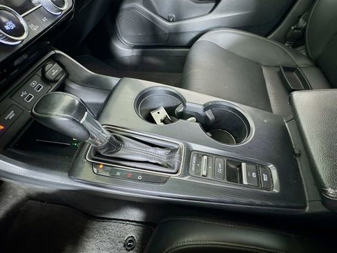 Used 2023 Honda Civic Touring image 16