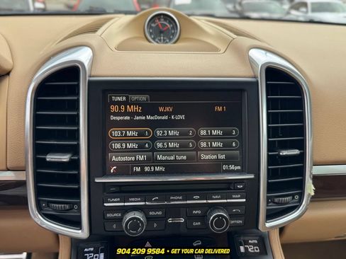 Used 2014 Porsche Cayenne S AWD/4WD image 15