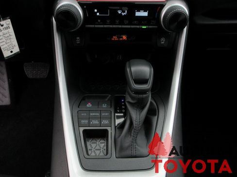 New 2025 Toyota RAV4 LE image 10