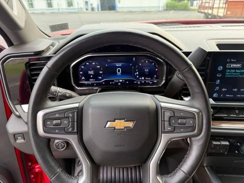 Used 2024 Chevrolet Silverado 3500 LT w/ Convenience Package AWD/4WD image 23