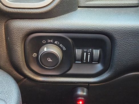 Certified 2020 RAM 2500 Tradesman image 21