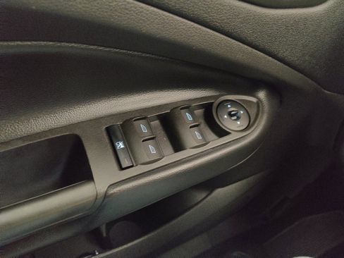 Used 2019 Ford Escape S FWD image 27