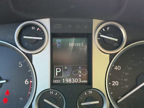 Used 2015 Lexus LX 570 4WD image 13