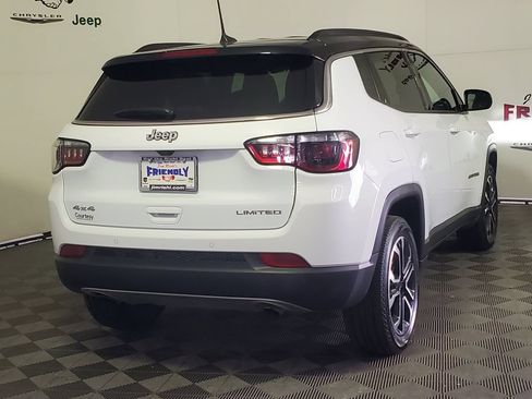 Used 2023 Jeep Compass Limited AWD/4WD image 3