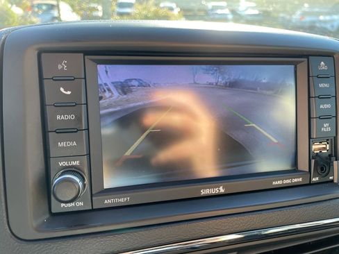 Used 2019 Dodge Grand Caravan SXT image 22