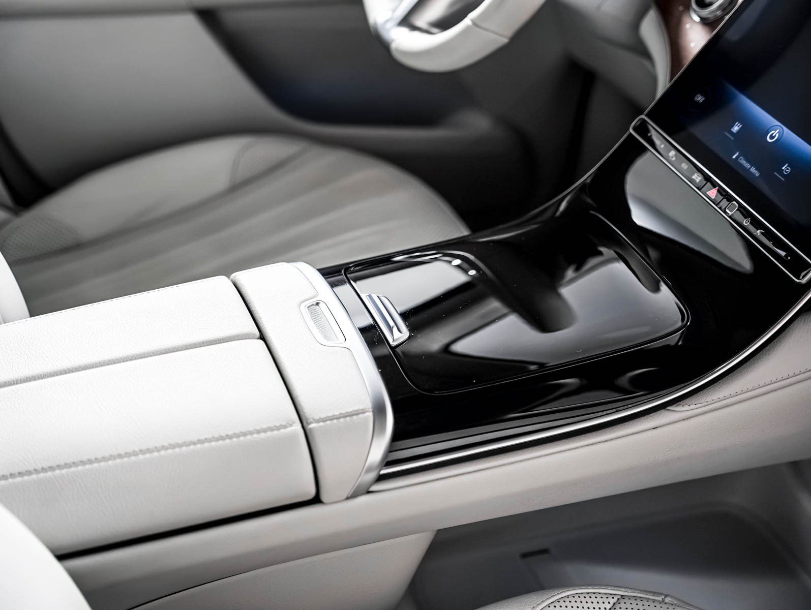 Certified 2023 Mercedes-Benz EQE 500 4MATIC SUV image 14
