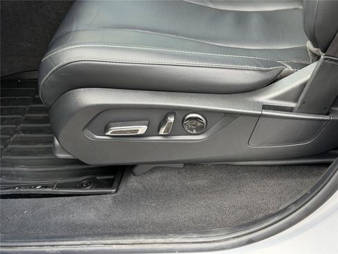 Used 2024 Acura MDX FWD w/ Technology Package image 13