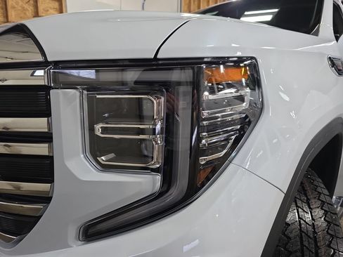 New 2026 GMC Sierra 1500 SLT w/ SLT Premium Package AWD/4WD image 29