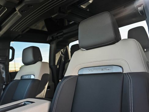 New 2026 GMC Hummer EV 3X w/ LPO, Dark Essentials Package image 17