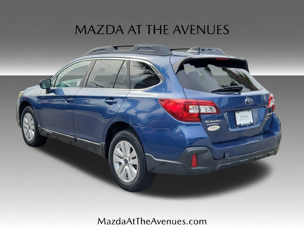 Used 2019 Subaru Outback 2.5i Premium AWD/4WD image 5