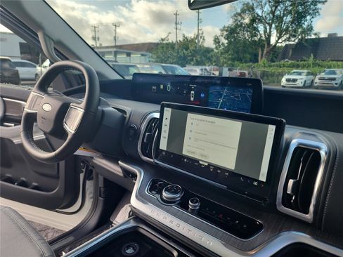 New 2026 Ford Expedition Platinum AWD/4WD image 28