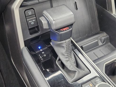 Used 2022 Toyota Tundra Limited image 18