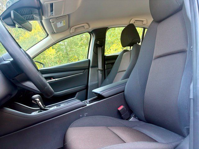 Used 2026 MAZDA MAZDA3 s FWD image 26