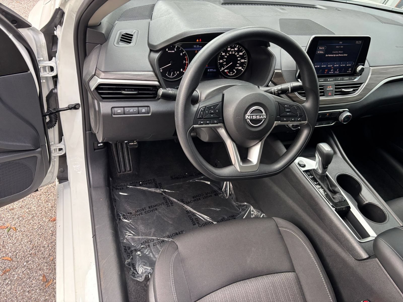 Used 2026 Nissan Altima 2.5 SV FWD image 33