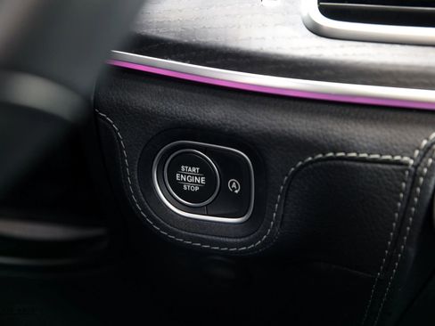 Used 2022 Mercedes-Benz GLE 350 4MATIC image 46