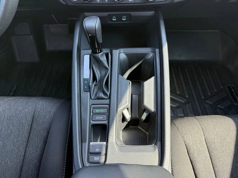 Used 2025 Honda Accord SE image 15