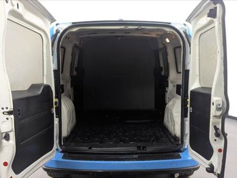 Used 2017 RAM ProMaster City Tradesman SLT w/ Rear Back-up Camera Group FWD image 16