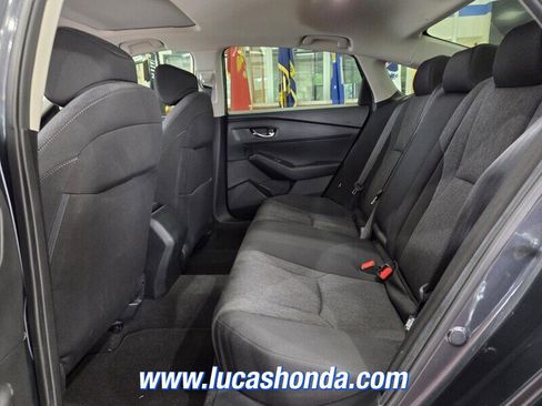 Used 2023 Honda Accord EX image 8