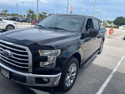 Used 2017 Ford F150 XLT w/ Equipment Group 302A Luxury RWD image 2