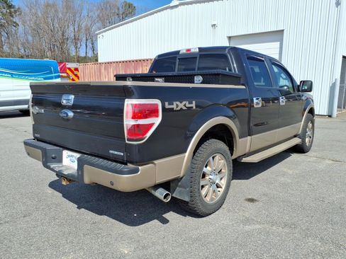 Used 2014 Ford F150 King Ranch w/ King Ranch Luxury Package image 6