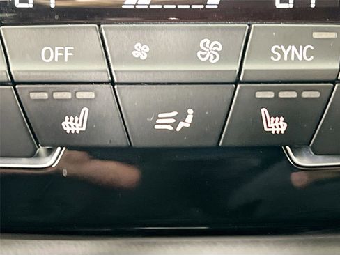 Certified 2022 BMW X1 xDrive28i w/ Convenience Package image 22