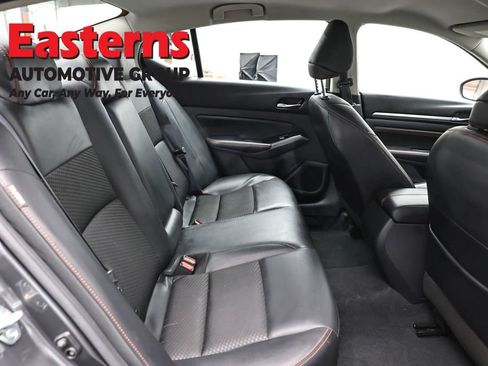 Used 2023 Nissan Altima 2.5 SR FWD image 23