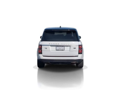 Used 2020 Land Rover Range Rover HSE image 7