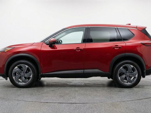 Used 2025 Nissan Rogue SV AWD/4WD image 5