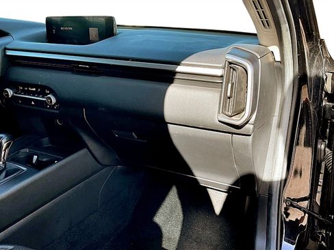 Used 2024 MAZDA CX-50 AWD 2.5 S w/ Preferred Package image 16