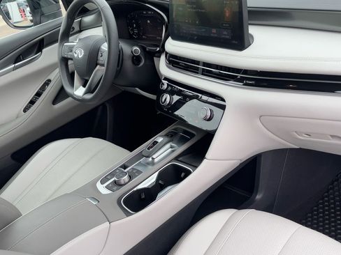 Certified 2026 INFINITI QX60 Pure w/ Cargo Package image 9