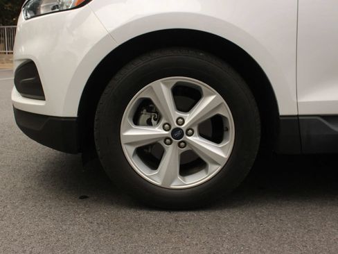 Used 2020 Ford Edge SE FWD image 11