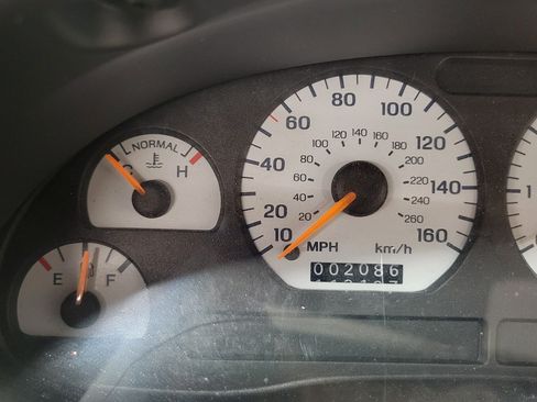 Used 1995 Ford Mustang GT RWD image 13