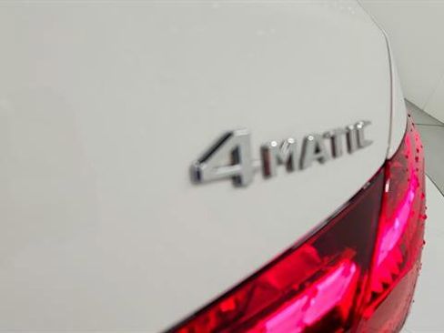 Used 2024 Mercedes-Benz C 300 C 300 4MATIC image 32