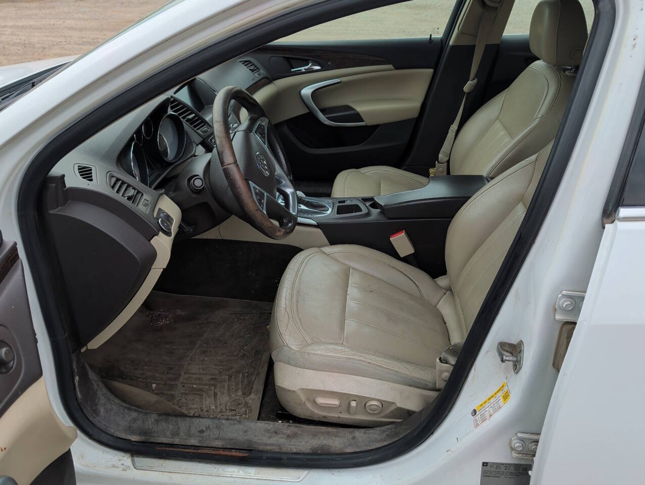 Used 2012 Buick Regal Premium FWD image 20