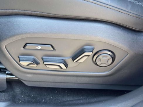 Used 2025 Hyundai Santa Fe Calligraphy AWD/4WD image 16