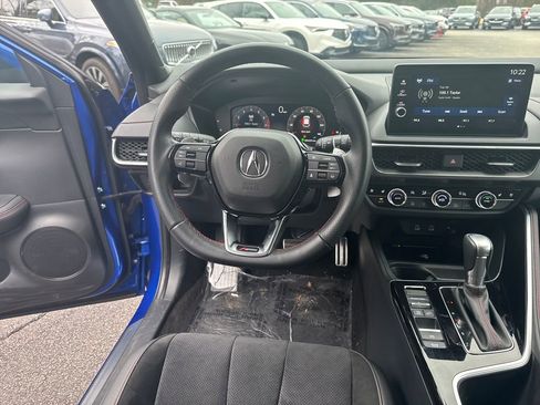 Used 2025 Acura ADX A-Spec image 17
