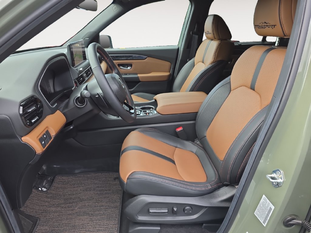 Certified 2026 Honda Passport TrailSport Elite image 11