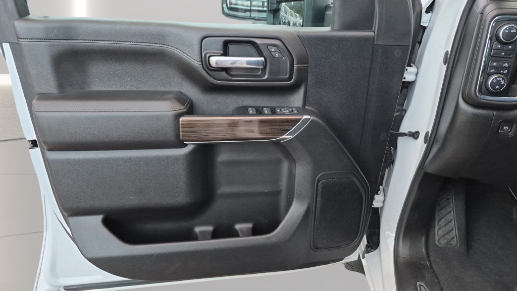 Used 2023 Chevrolet Silverado 2500 LT w/ Convenience Package AWD/4WD image 9