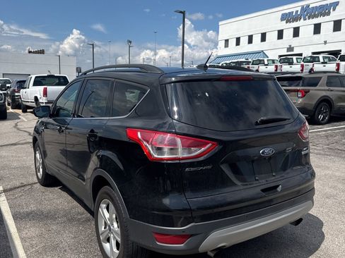 Used 2015 Ford Escape SE w/ Equipment Group 201A FWD image 4